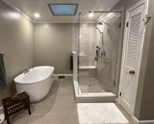 Williams tub.shower